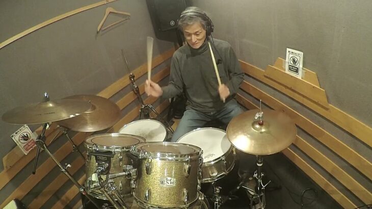 大阪市淀川区十三でドラムレッスン　メメントモリ　初心者子供さん用ドラムカバー