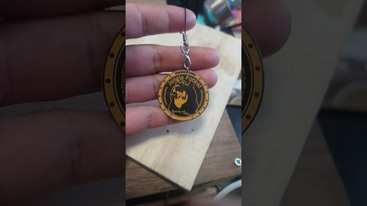 ウマ娘、手作りストラップ　カフェとポッケバージョン　#ウマ娘プリティーダービー #サントリーboss #手作り#diy #umamusume #ウマ娘 #うま娘